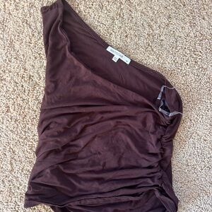 Marshalls One-Shoulder Ruched Tank Top in Dark Brown